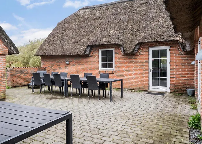 7 Bedroom Lovely In *
