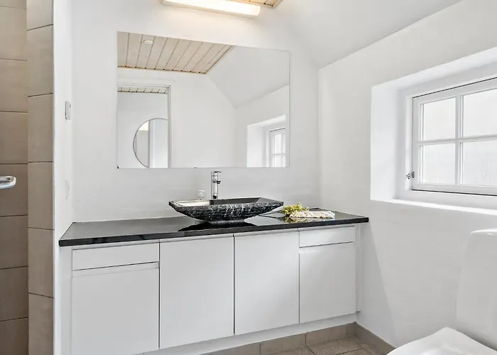 7 Bedroom Lovely In